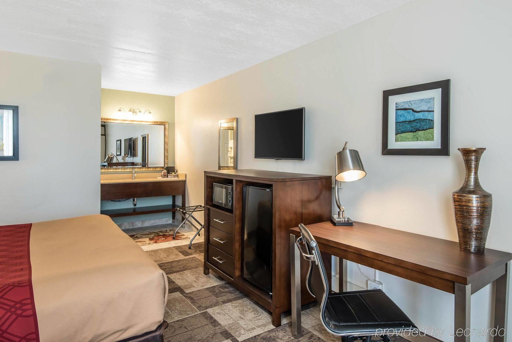 Econo Lodge Oak Grove-Blue Springs Ngoại thất bức ảnh